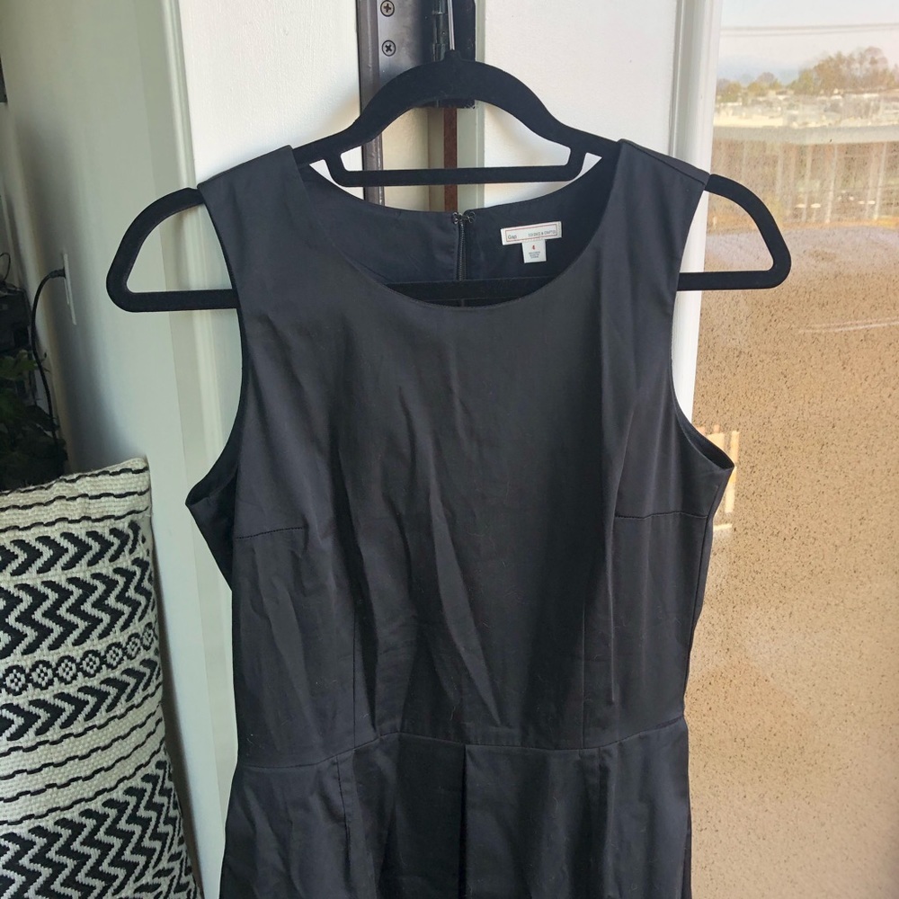 🐕 NWOT GAP fit and flare cotton dress - Picture 3 of 10